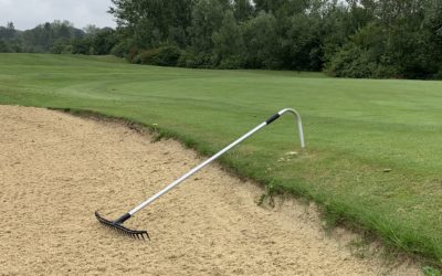 Râteaux et bunkers…